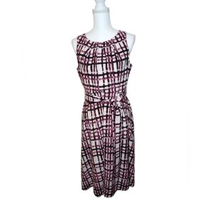 Elle Sleeveless Plaid Belted Dress | Size M